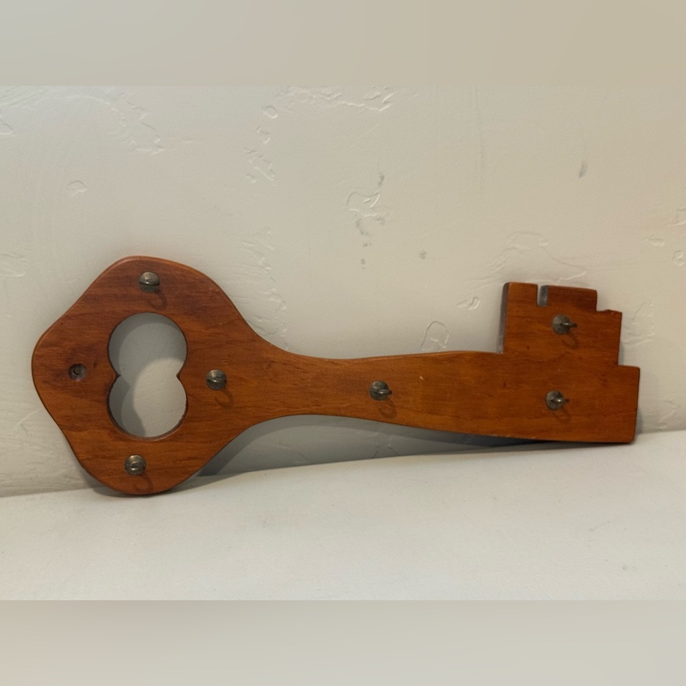 Vintage Wooden Key Holder‎ Rack Key Shaped Hanging Wall Mount Hooks Rustic
